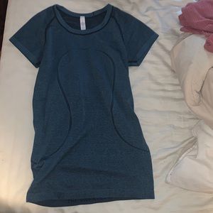 Nwot Lululemon short sleeve swiftly tech!